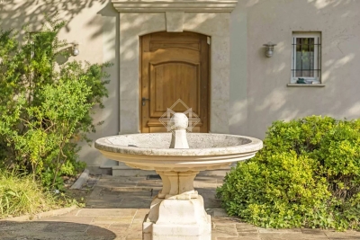 Villa à Grimaud &agrave; louer à partir de 14 000 € / semaine, Photo 5
