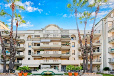 Appartement à vendre à HYÈRES  - 4 pièces - 107 m² 