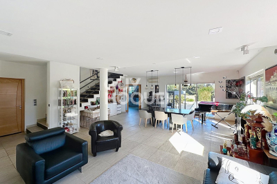 Maison à vendre à St Laurent de la Salanque  - 6 pièces 225 m² 