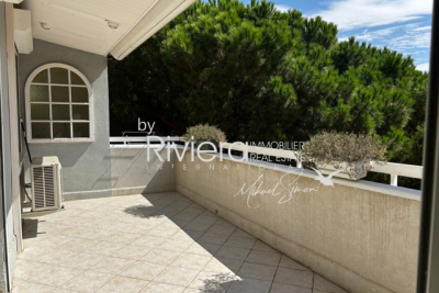 Apartment for sale in CAVALAIRE-SUR-MER Fayence - 4 rooms - 99 m² 