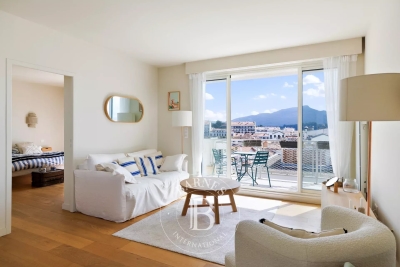 Appartement &agrave; vendre &agrave; ST-JEAN-DE-LUZ  - 2 pi&egrave;ces - 67 m&sup2; 