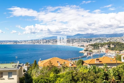 House for sale in NICE  - 6 rooms - 355 m² 