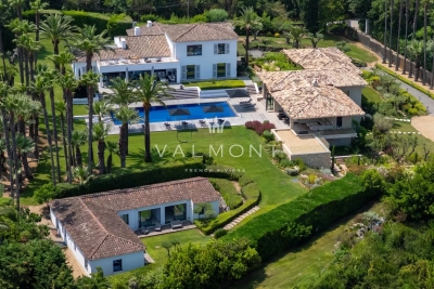 Villa à Saint-Tropez &agrave; louer à partir de 175 000 € / semaine, Photo 1