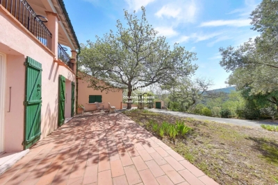 Maison &agrave; vendre &agrave; THUIR  - 5 pi&egrave;ces - 250 m&sup2; 