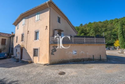 Maison à vendre à PEYREMALE Nord - 6 pièces - 125 m² 