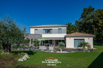 Maison à vendre à LES MATHES Dompierre-sur-Mer - 6 pièces - 190 m² 