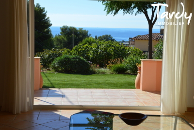 Maison &agrave; vendre rue j 