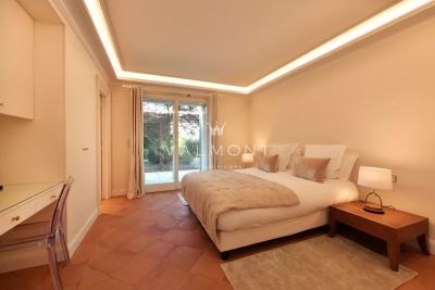 Villa à Antibes &agrave; louer à partir de 250 000 € / semaine, Photo 16