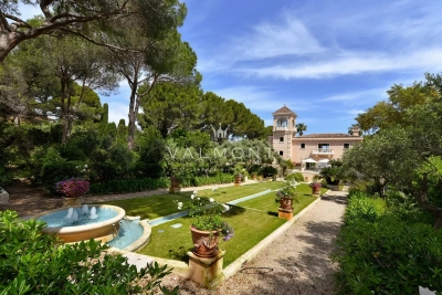 Villa à Antibes &agrave; louer à partir de 250 000 € / semaine, Photo 2