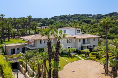 Villa à Saint-Tropez &agrave; louer à partir de 175 000 € / semaine, Photo 3