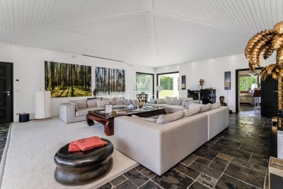 Villa à Saint-Tropez &agrave; louer à partir de 175 000 € / semaine, Photo 4