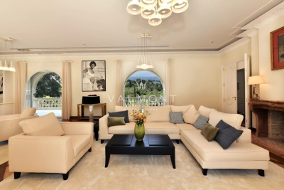 Villa à Antibes &agrave; louer à partir de 250 000 € / semaine, Photo 6