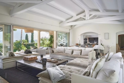 Villa in Saint-Tropez for rental from 45 000 € / week, Photo 9