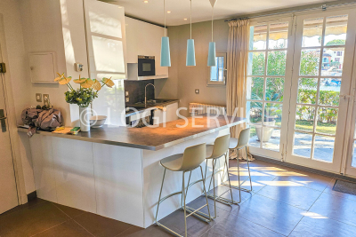 Apartment for sale in PORT-GRIMAUD Fayence - 2 rooms - 35 m² 