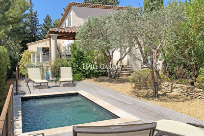 Maison à vendre à AIX-EN-PROVENCE  - 8 pièces - 260 m² 
