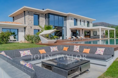 House for sale in ROQUEFORT-LES-PINS  - 9 rooms - 488 m² 