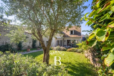 Maison &agrave; vendre maison terrasse les pins 