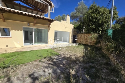 Appartement à vendre à VALBONNE Les Issarts - 4 pièces - 83 m² 