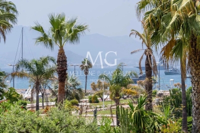 Appartement à vendre à CANNES Le Roc Fleuri-Capitou (Jeanne d'Arc) - 3 pièces - 75 m² 