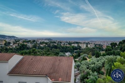 Appartement à vendre à NICE  - 4 pièces - 77 m² 