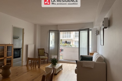 Appartement à louer à PARIS 17EME Folie Mericourt - 2 pièces - 52 m² 
