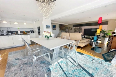 Appartement à vendre à CAGNES-SUR-MER Saint-Jeannet - 4 pièces - 119 m² 