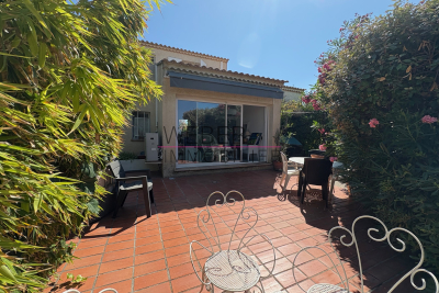 Maison à vendre à SANARY-SUR-MER Port Marchand - 4 pièces - 95 m² 