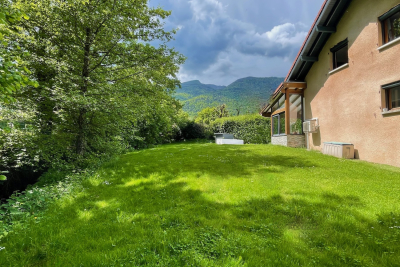 Maison à vendre à ÉCHENEVEX  - 6 pièces - 141 m² 