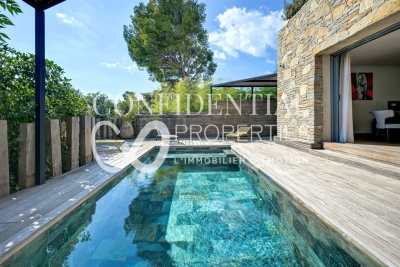 Maison &agrave; vendre &agrave; LA CADIÈRE-D'AZUR  - 5 pi&egrave;ces - 125 m&sup2; 