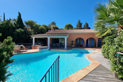 Maison à vendre à LE LAVANDOU  - 8 pièces - 165 m² 