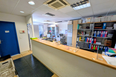 Commerce à vendre à SIX-FOURS-LES-PLAGES Bucarin  - 176 m² 