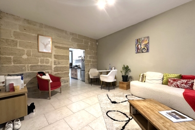 Appartement à vendre à UZÈS Saint-Florent-sur-Auzonnet - 4 pièces - 64 m² 