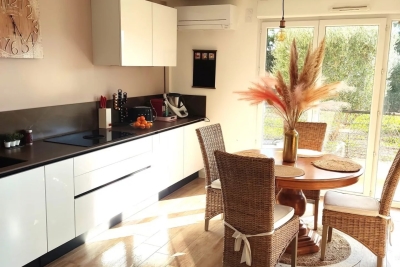 Appartement à vendre à SIX-FOURS-LES-PLAGES Le Mourillon Iv - 3 pièces - 63 m² 