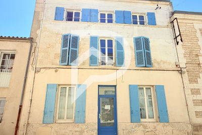 Bien &agrave; vendre &agrave; SURGERES   - 125 m&sup2; 