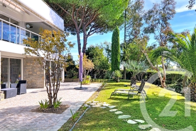 Maison &agrave; vendre &agrave; BIOT  - 7 pi&egrave;ces - 186 m&sup2; 