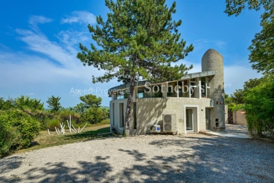 Maison à vendre à VENELLES  - 2 pièces - 150 m² 