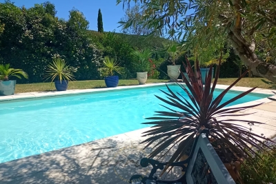 Maison à vendre à ALBA LA ROMAINE  - 6 pièces - 180 m² 