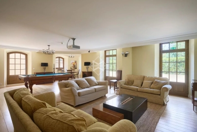Villa à Fréjus &agrave; louer à partir de 28 500 € / semaine, Photo 11