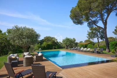 Villa à Fréjus &agrave; louer à partir de 28 500 € / semaine, Photo 12