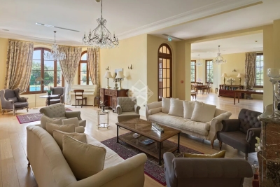 Villa à Fréjus &agrave; louer à partir de 28 500 € / semaine, Photo 6