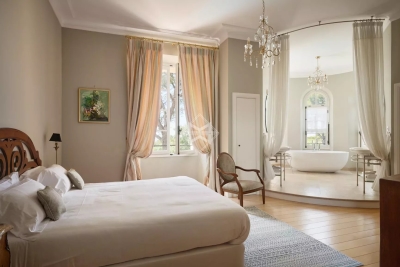 Villa à Fréjus &agrave; louer à partir de 28 500 € / semaine, Photo 9
