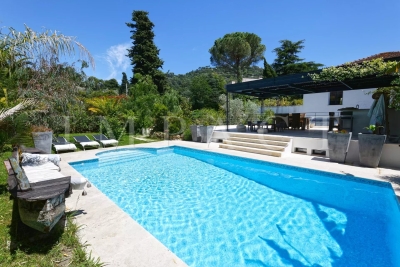 House for sale in CANNES  - 7 rooms - 300 m² 