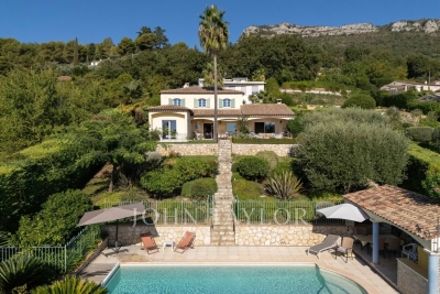 House for sale in VENCE  - 7 rooms - 175 m² 