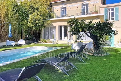 Maison &agrave; vendre &agrave; LE CANNET  - 7 pi&egrave;ces - 283 m&sup2; 