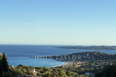 Maison à vendre à STE-MAXIME  - 10 pièces - 330 m² 