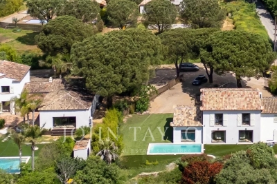 Maison à vendre à GRIMAUD  - 12 pièces - 650 m² 