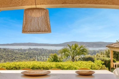 Maison à vendre villa vue village 