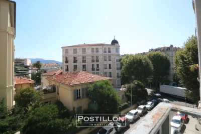 Appartement à vendre à NICE Pierlas - 2 pièces - 41 m² 