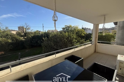 Appartement &agrave; vendre &agrave; MARSEILLE 3EME  - 2 pi&egrave;ces - 45 m&sup2; 
