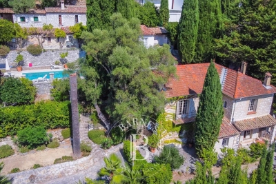 House for sale in ST-PAUL-DE-VENCE  - 15 rooms - 350 m² 